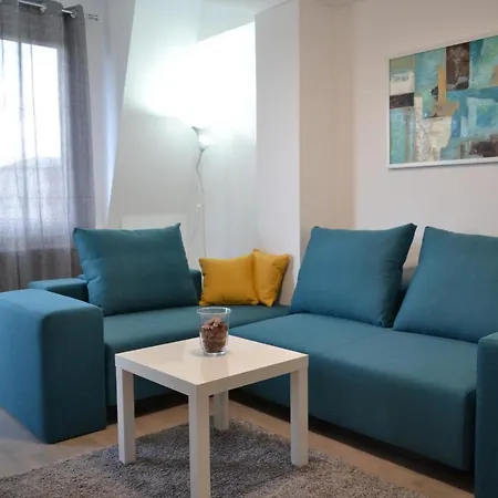 Quattro Aparthotel 3*