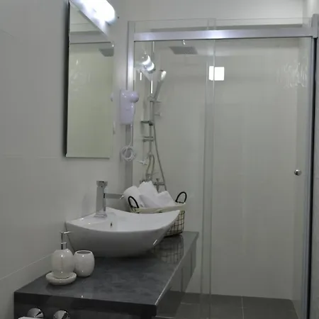 Quattro Aparthotel 3*
