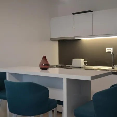 Quattro Aparthotel 3*